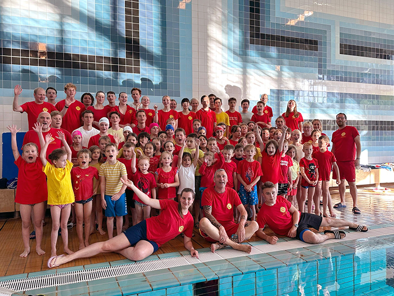 Hallo und auf Wiedersehen – Schwimmtraining in Berlin-Lichtenberg