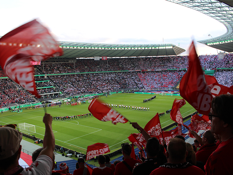 Sanitätsdienst beim DFB-Pokalfinale