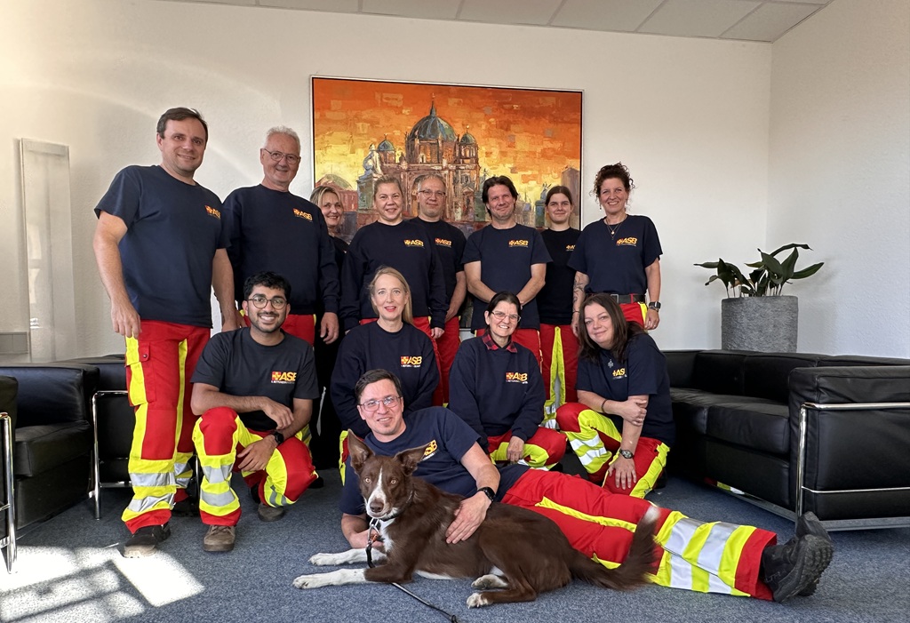 Sicher kommunizieren – unsere Rettungshundeteams absolvieren BOS-Funklehrgang